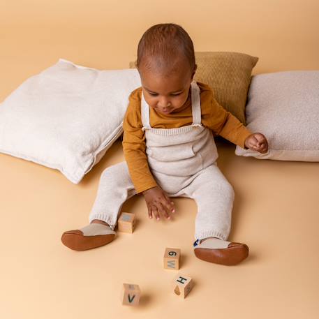 Chaussons tout-terrain les petits cœurs (pointures 24-26) Beige, marron+Blanc, beige, marron+Ecru, beige, marron+Ecru, rouge, marron+Marron, noir+Vert d'eau, écru 3 - vertbaudet enfant 