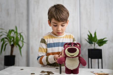 Tirelire électronique disney Lotso, grande capacité, effets sonores et musicaux, fentes pour pièces et billets Rose 5 - vertbaudet enfant 