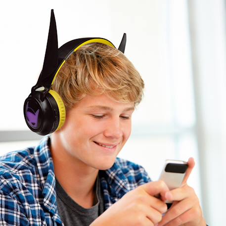 Casque 3D lumineux pliable bluetooth® et filaire Batman avec limitation du volume , Rechargeable, Micro Intégré, Lecteur Carte SD Noir 6 - vertbaudet enfant 