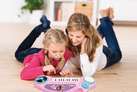 Piano électronique pour enfants gabby et la maison magique avec effets lumineux et microphone - 24 touches Rose 2 - vertbaudet enfant 