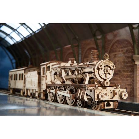 Poudlard Express – Maquette en bois Harry Potter à construire, train mécanique 3D Brown 4 - vertbaudet enfant 