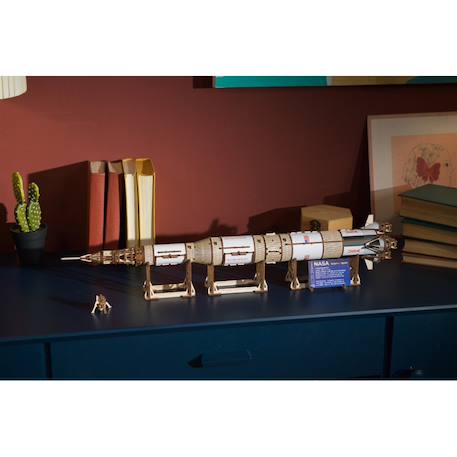 Saturn V – Maquette de fusée spatiale en bois à construire, modèle 3D à trois étages avec modules détachables Brown 6 - vertbaudet enfant 