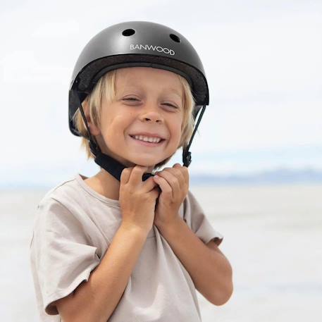 Casque de vélo abs pour enfants de 3 à 7 ans protection Blanc+Bleu marine+Chrome+Crème+Menthe+Noir+Rayures+Rose+Rouge+Vert foncé 16 - vertbaudet enfant 