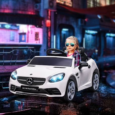 Voiture électrique enfant mercedes slc 300 6 v 5 km/h max. Télécommande effets sonores lumineux Blanc+Noir+Rose+Rouge 2 - vertbaudet enfant 