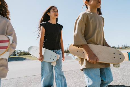 Skateboard en érable canadien pour enfants de 3 ans et plus Blanc+Bois+Crème+Marine+Menthe+Rose+Rouge+Vert 14 - vertbaudet enfant 