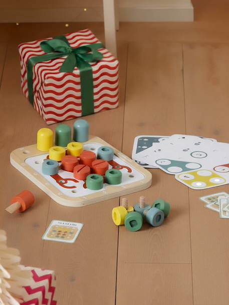Planche de vissage évolutive en bois FSC® rouge 1 - vertbaudet enfant 