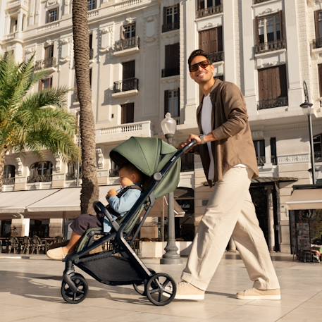 Poussette Compacte Kinderkraft NUBI 3 avec Autofolding, Roues EVA Amorties, SPACEfabric Respirant et Harnais 5 Points Beige+Bordeaux+Noir+Vert 21 - vertbaudet enfant 