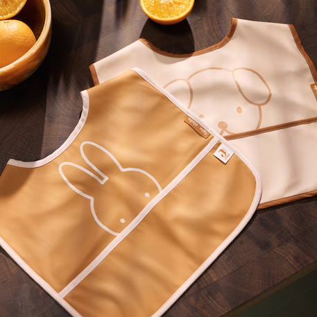 Lot de 2 bavoirs imperméables Beige, blanc+Blanc, vert, jaune+Ecru, marron+Ecru, vert+Marron chataigne+Nougat+Rose des bois+Rose, marron+Vert jungle+Vert olive 41 - vertbaudet enfant 