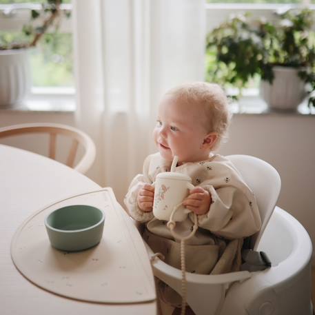Tasse d’apprentissage bébé en silicone avec paille – douce pour les gencives dès 6 mois Ecru, rose, vert 2 - vertbaudet enfant 