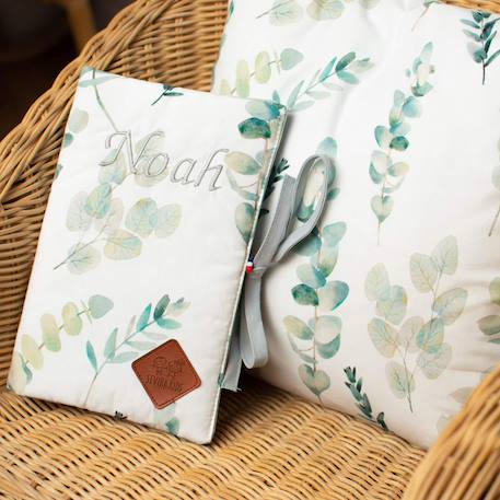 Protège carnet de santé bébé en coton eucalyptus Eucalyptus, vert, gris 3 - vertbaudet enfant 