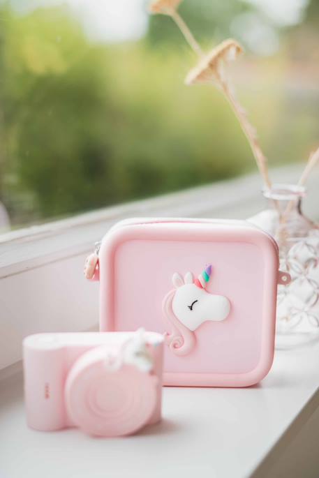 Sac pour appareil photo en silicone licorne Rose, blanc, bleu 3 - vertbaudet enfant 