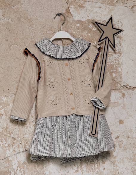 Bébé-Gilet en maille avec crochet et volants b&s