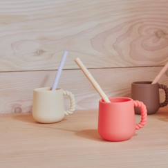 Puériculture-Tasse facile pour apprendre à boire