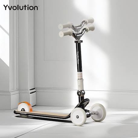 Trottinette Glider, pour les enfants de 3 à 8 ans. Bleu+Noir+Rouge 8 - vertbaudet enfant 