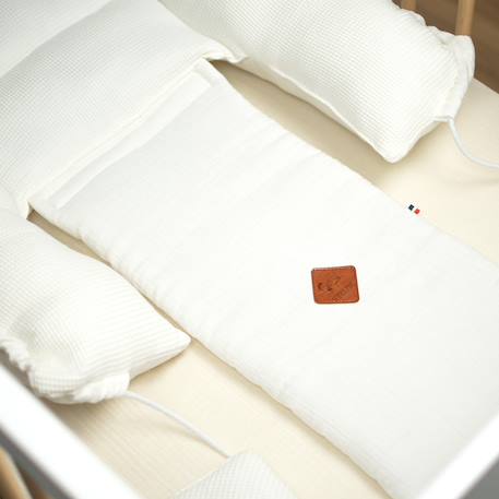 Cocon nid réducteur de lit en coton nid d'abeille Beige+Bleu+Écru+Rose 17 - vertbaudet enfant 