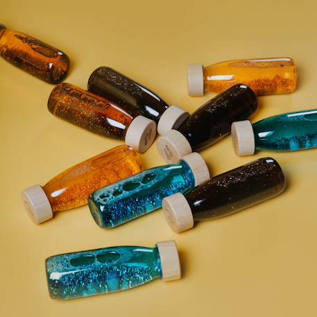 Bouteille sensorielle float magic flottante Bleu+Jaune+Marron+Rose+Rouge+Vert 15 - vertbaudet enfant 