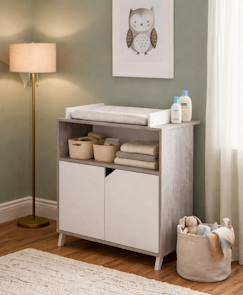 Chambre et rangement-Commode à langer bébé en bois - scandi