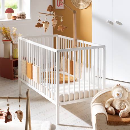 Chambre bébé complète basic, lit 120x60 tout barreaux, commode à langer 3 tiroirs et armoire 2 portes - boutons cœur - basic Blanc+Blanc/gris+Blanc/rose 8 - vertbaudet enfant 