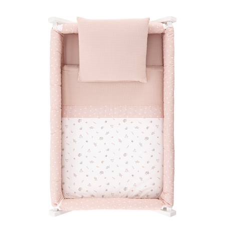 Berceau à pieds croisés en bois de hêtre avec roulettes et matelas Beige / Blanc / Camel+Beige / Blanc / Gris+Beige / Blanc / Rose+Beige / Rose+Beige / Vert / Blanc à motifs+Blanc / Beige+Blanc / Gris+Blanc / Rose+Blanc / Rose à motifs+Vert / Blanc+Vert / Blanc à motifs 30 - vertbaudet enfant 