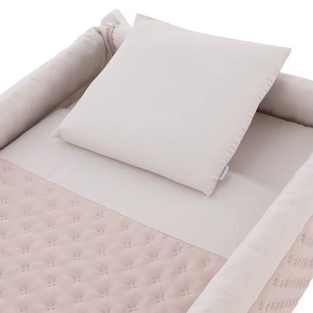 Berceau à pieds croisés en bois de hêtre avec roulettes et matelas Beige / Blanc / Camel+Beige / Blanc / Gris+Beige / Blanc / Rose+Beige / Rose+Beige / Vert / Blanc à motifs+Blanc / Beige+Blanc / Gris+Blanc / Rose+Blanc / Rose à motifs+Vert / Blanc+Vert / Blanc à motifs 26 - vertbaudet enfant 