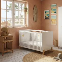 Chambre et rangement-Lit bébé sur pieds en bois - joy