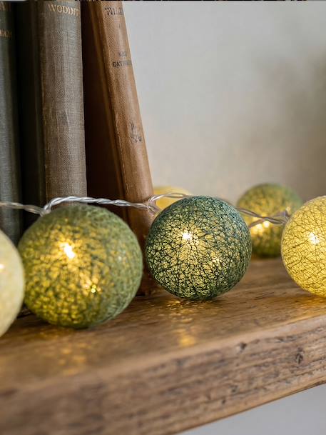 Guirlande boule lumineuse led usb télécommandée Acajou+Arlequin+Bébé+Byzantin+Chocolat+Coton+Églantine+Flocon+Horizon+Licorne+Mangrove+Messopotamia+Minuit+Océan+Ottoman+Princesse+Provence+Romania+Sauvage+Scandinave+Tagada 79 - vertbaudet enfant 