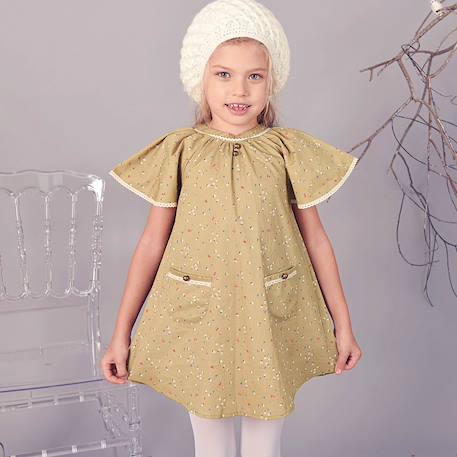 Fille-Robe fleurie   manches papillon   butterfly