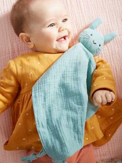Idées cadeaux bébés et enfants-Jouet-Premier âge-Doudou personnalisable en gaze de coton + hochet rond