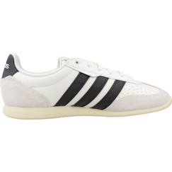 Chaussures-Basket garçon en cuir souple lacets sport