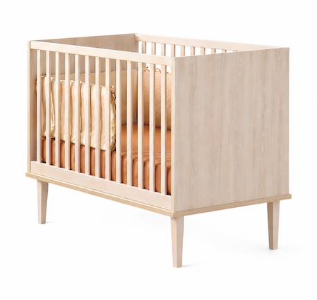 Chambre bébé 3 pièces , lit bébé 120x60, commode à langer 3 tiroirs , armoire 3 portes et 1 niche - décor bois hêtre cendré - opaline Beige 3 - vertbaudet enfant 