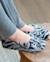 Chaussons ballerines imitation fourrure, semelle gomme antidérapante Gris foncé tigré 2 - vertbaudet enfant 