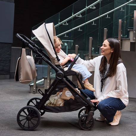 Poussette Kinderkraft VESTO 2 pliage avec assise installée, siège réversible jusqu’à 22 kg, roues 8/11”, éco-cuir Beige+Gris+Noir 14 - vertbaudet enfant 