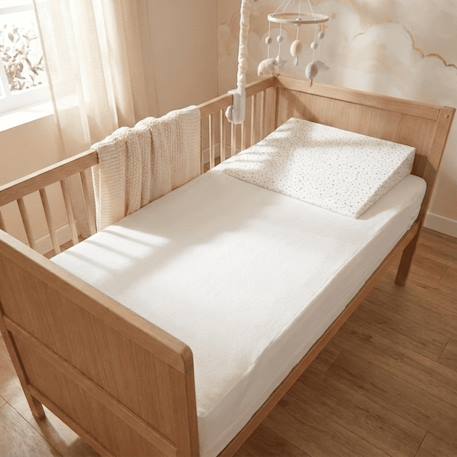Pack matelas bébé 60x120 + plan incliné étoiles dorées + protège-matelas - déhoussable et sain Blanc 4 - vertbaudet enfant 