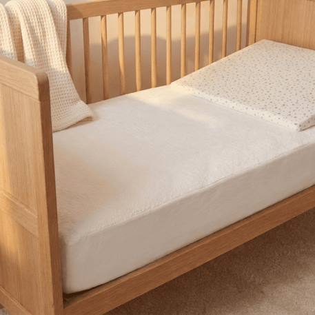 Pack matelas bébé 60x120 + plan incliné étoiles dorées + protège-matelas - déhoussable et sain Blanc 5 - vertbaudet enfant 