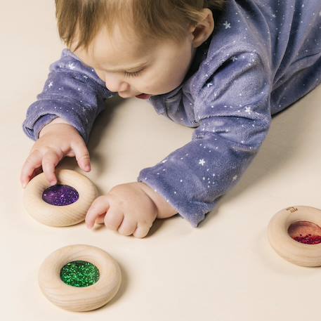 Hochet sensoriel donut calme Bleu+Jaune+Orange+Rose+Rouge+Turquoise+Vert+Violet 29 - vertbaudet enfant 