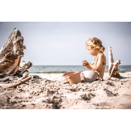 Seau de plage en silicone souple Bleu+Bleu gris+Blue+Dark moss green+Grey+Gris+Mint+Mustard+Orange+Petrol blue+Purple+Red+Rose+Rouge cerise+Sage green+Violet 40 - vertbaudet enfant 