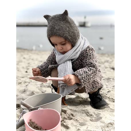 Seau de plage en silicone souple Bleu+Bleu gris+Blue+Dark moss green+Grey+Gris+Mint+Mustard+Orange+Petrol blue+Purple+Red+Rose+Rouge cerise+Sage green+Violet 38 - vertbaudet enfant 