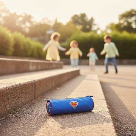 Trousse ronde zip superman dc comics – 22 cm tissu doux anti-déchirures Bleu 2 - vertbaudet enfant 