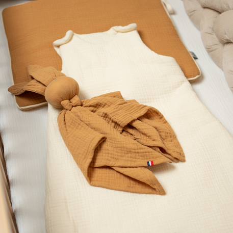 Doudou lapin  en gaze de coton jeanne Beige+Blanc+Blanc à pois or+Bleu+Camel+Écru+Gris+Rose+Terracotta+Vert de gris 29 - vertbaudet enfant 