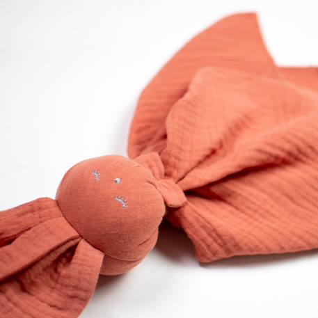 Doudou lapin  en gaze de coton jeanne Beige+Blanc+Blanc à pois or+Bleu+Camel+Écru+Gris+Rose+Terracotta+Vert de gris 51 - vertbaudet enfant 