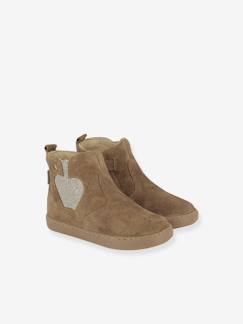 -Boots Play New Apple