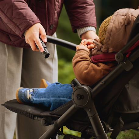 oussette Kinderkraft GRANDE 2 avec Grandes Roues Amorties, Dossier Inclinable, Pliage à Une Main CLICK&FOLD Rapide Beige+Gris+Noir+Rouge+Vert 21 - vertbaudet enfant 