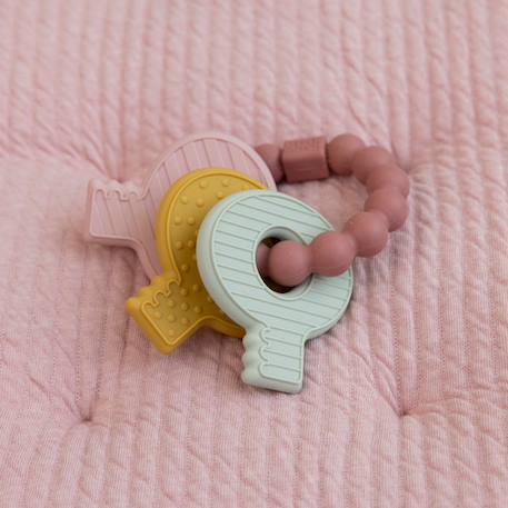 Hochet de dentition trousseau de clefs rose Bleu, jaune, vert d'eau+Rose, jaune, vert d'eau 9 - vertbaudet enfant 