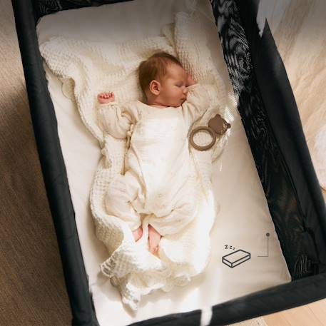 Lit Parapluie Kinderkraft MOON DREAM avec Sommier Suspendu, Matelas Inclus, Pliage en Un Geste et Sac de Transport Beige+Noir 3 - vertbaudet enfant 