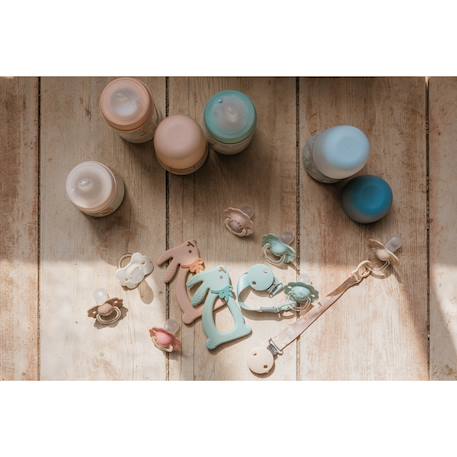 Sucette silicone butterfly sx pro wonderland Lapin beige+Lapin bleu 3 - vertbaudet enfant 