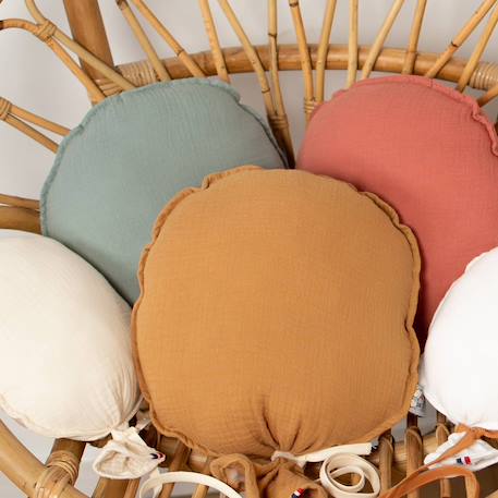 Ballon mural décoratif en gaze de coton Beige+Biscuit+Blanc+Blanc à pois or+Bleu+Camel+Écru+Gris+Rose+Terracotta+Vert de gris 15 - vertbaudet enfant 