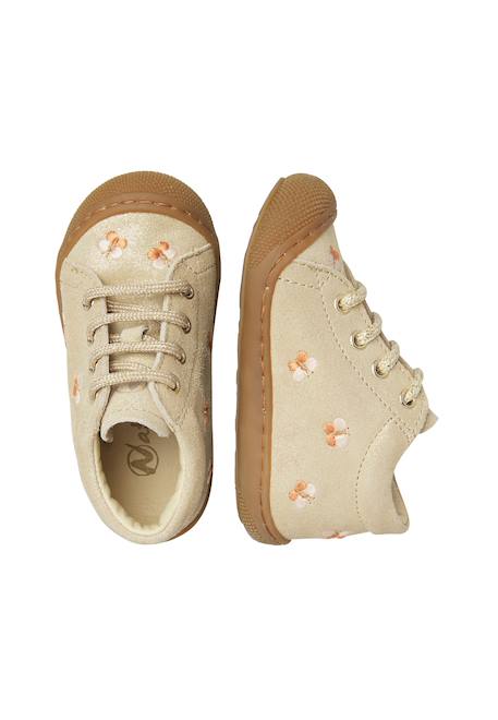 Chaussures premiers pas bébé fille en daim cocoon, broderies papillons Platine-marron 4 - vertbaudet enfant 