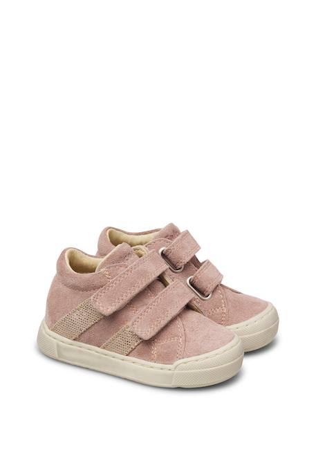 Baskets bébé fille en daim gazer à scratch Rose poudré-blanc 2 - vertbaudet enfant 