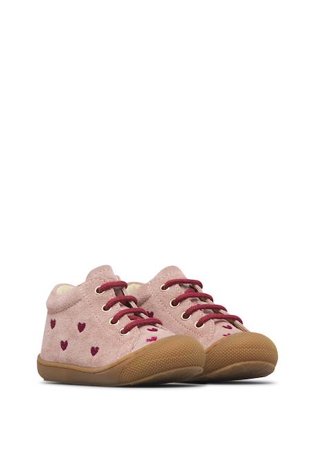 Chaussures premiers pas bébé fille en daim cocoon, broderies cœurs Rose-violet+Sable-platine 2 - vertbaudet enfant 