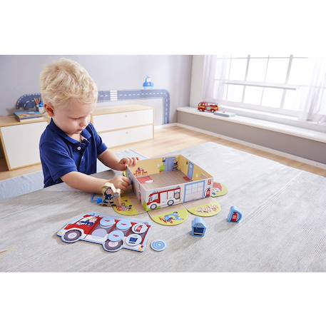 Mes premiers jeux théo le pompier Jaune 2 - vertbaudet enfant 